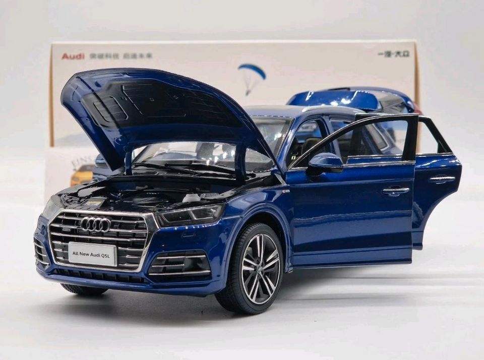 1:18 Audi Q5 2018 Paudi Modellauto Blau in Delmenhorst