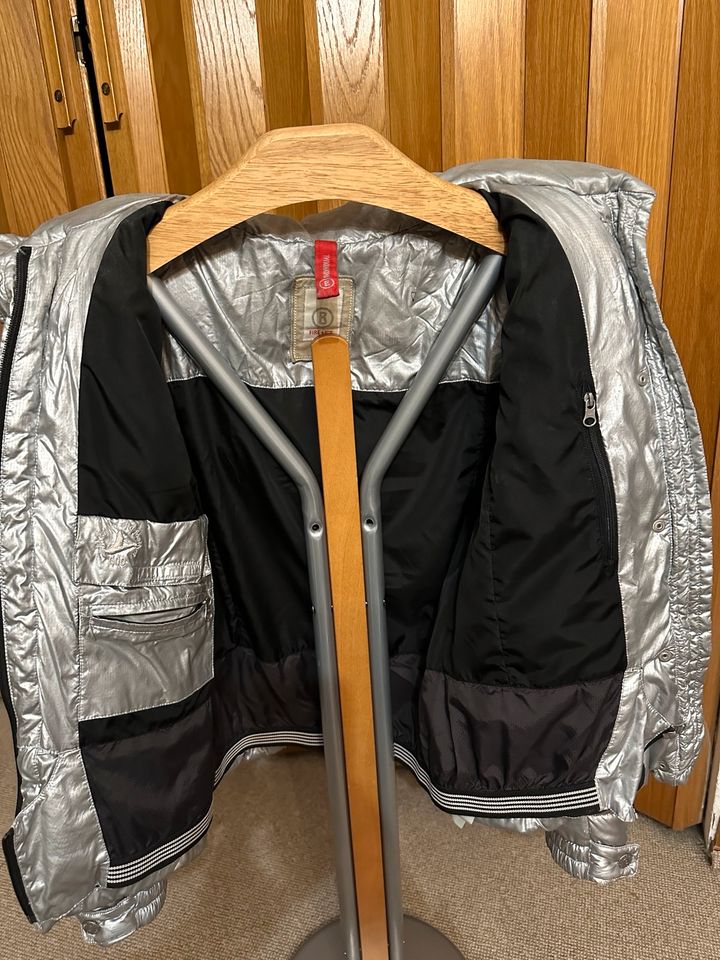 Bogner Jacke Skijacke Daunenjacke Silber Gr. 40 M L (B8) in München