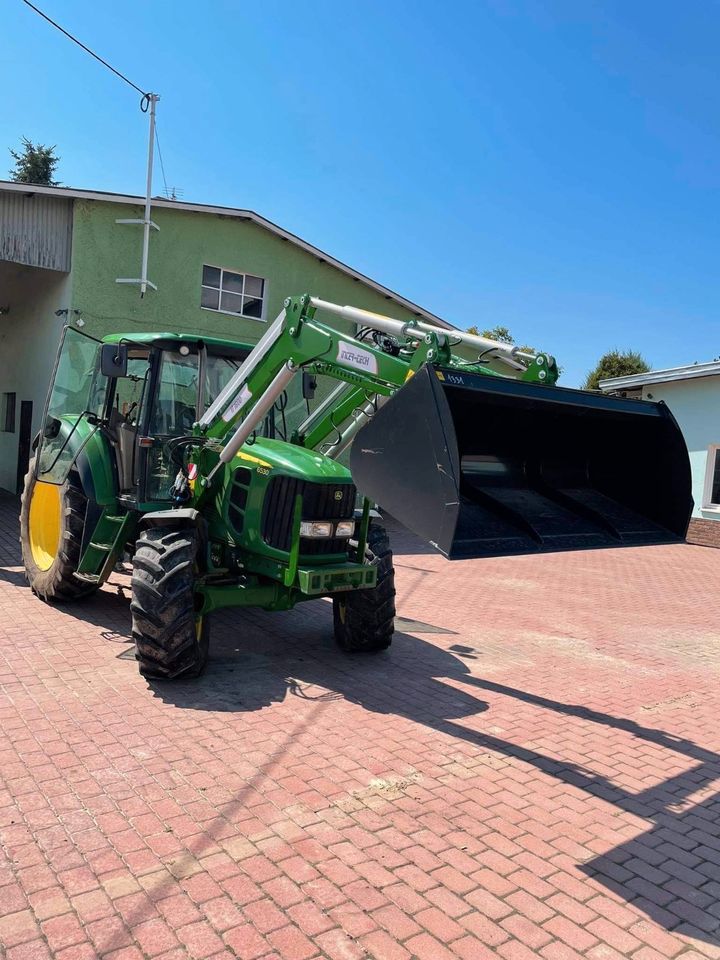 D&D Landtechnika Frontlader für John Deere 6530 / inkl. Transport in Görlitz