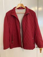 Bugatti Herrenjacke, rot, Winterjacke/ Steppjacke Niedersachsen - Liebenau Vorschau