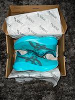 Asics Novablast 5 (Neu & ungetragen + Etikett) Niedersachsen - Bad Iburg Vorschau