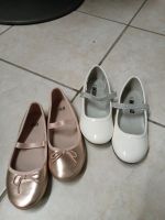 31 Schuhe Ballerina NEU gold weiß Paket festlich Mädchen Nordrhein-Westfalen - Witten Vorschau
