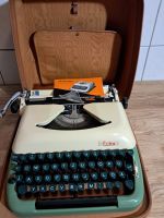 Erika Schreibmaschine Typewriter portable Mod 10 Hessen - Leun Vorschau