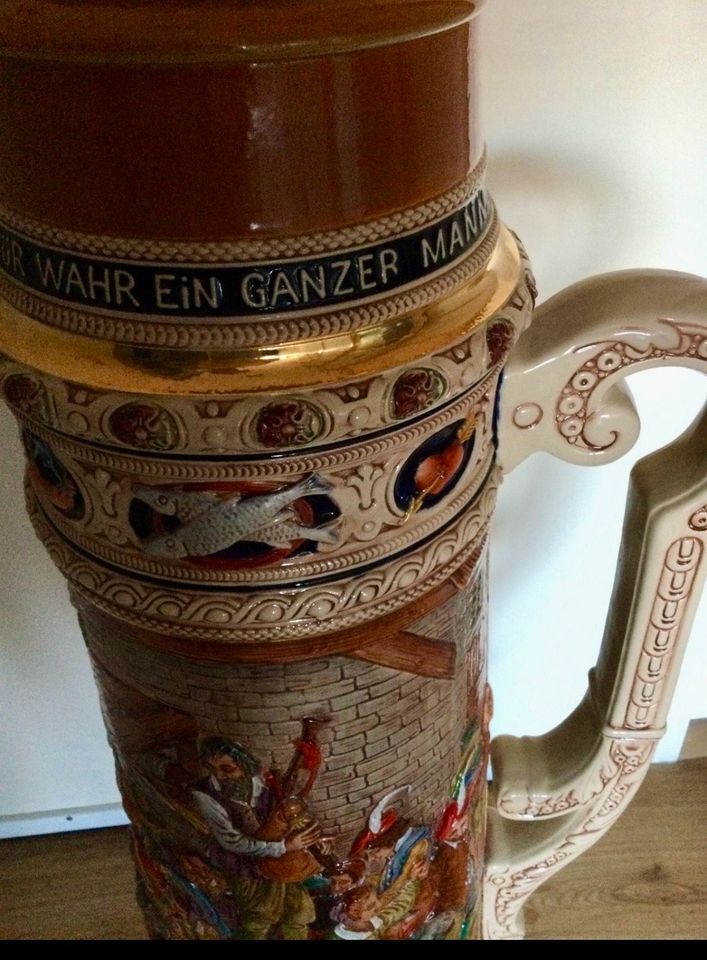 Bierkrug 32 Liter Riesenkrug mit Deckel von Gerz in Barendorf