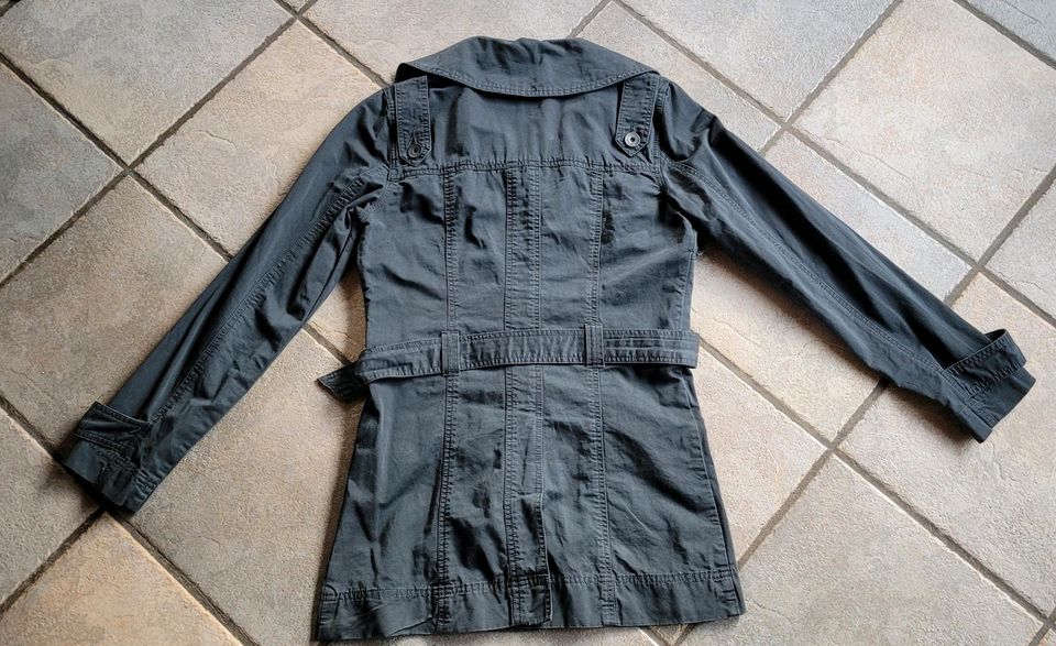 Trenchcoat Mantel Jacke Only Gr. L in Schleiden