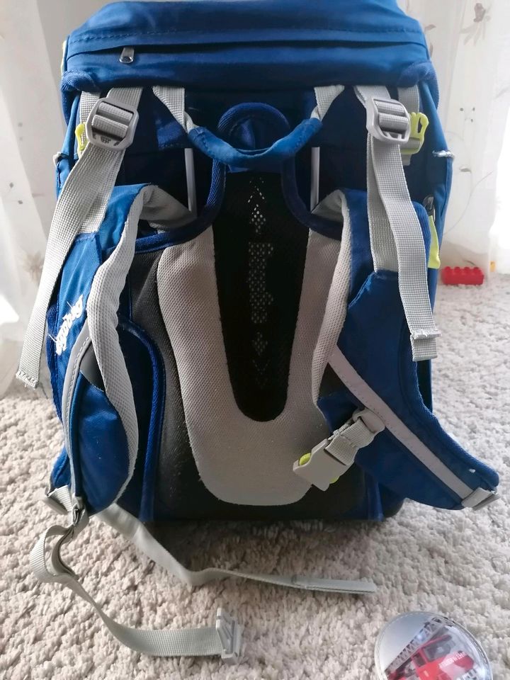 Ergobag Schulranzen Schultasche in Deggendorf