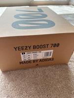 YEEZY BOOST 700 / SALT Bayern - Aschaffenburg Vorschau