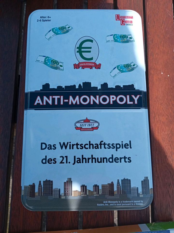 Brettspiel, Anti-Monopoly in Bedburg-Hau