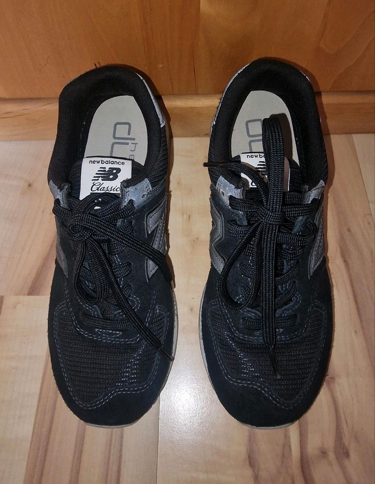❤️ New Balance Sneaker WL574, Gr 40, schwarz, teilweise Leder! in Neustadt am Rübenberge