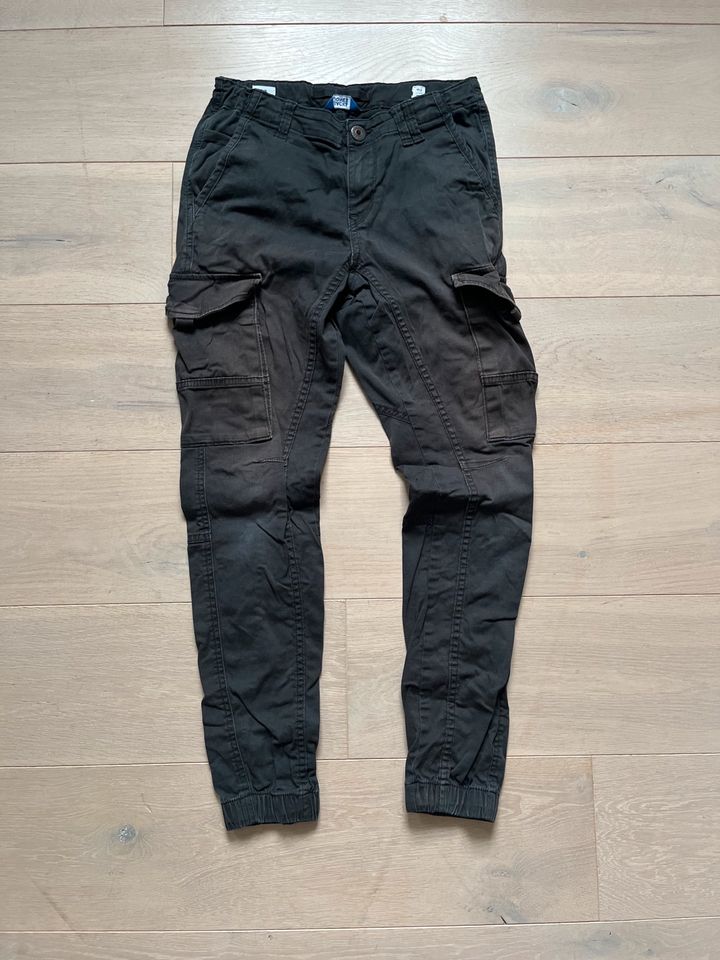 4x Jeans Bikerhose Cargohose 152 schwarz in Erfurt