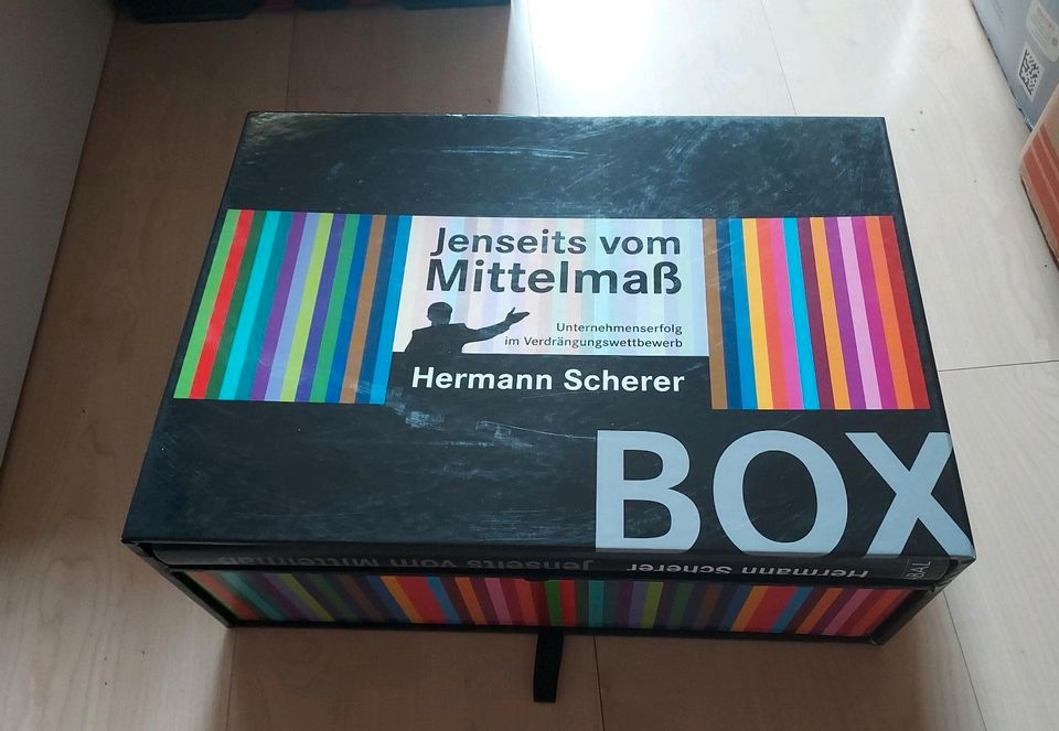 Buch Box Jenseits vom Mittelmaß NEU in Ottersweier