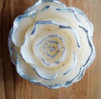 LED Echtwachs Kerze Rosendesign Blüte mit Glimmer Tisch Deko Nordrhein-Westfalen - Bedburg Vorschau