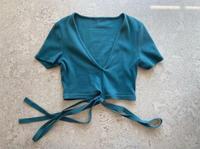 Zara grünes/türkises Crop-Top mit V-Ausschnitt + Bindedetail Bayern - Gauting Vorschau