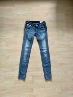 NEU mit Etikett Herrlicher Slim Touch Jeans Hose Gr. W 25 / L 32 Dresden - Innere Altstadt Vorschau