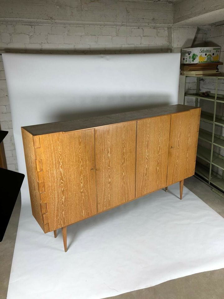 Midcentury-Modern Sideboard Eiche weiß gekalkt in Centrum