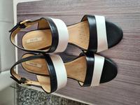 NEU Geox wunderschöne Sandalette in Gr. 38 Nordrhein-Westfalen - Neukirchen-Vluyn Vorschau