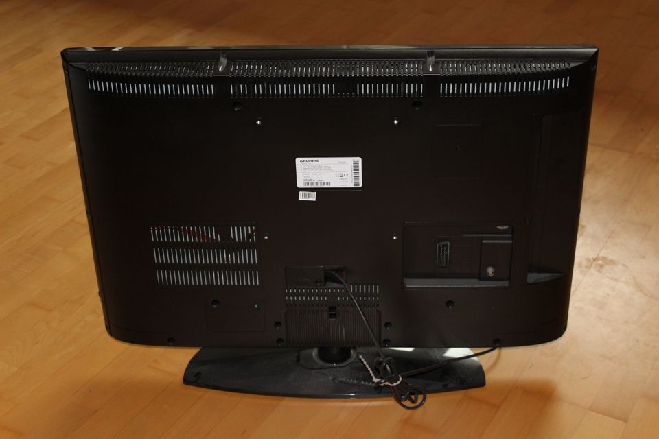 GRUNDIG 32 GLX 4000 Flachbildfernseher als Computermonitor in Pegnitz