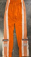 Schöne Adidas AdiBreak Hose Gr. M Trainingshose Adi Break X1327 Nordrhein-Westfalen - Tönisvorst Vorschau