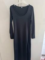 Langes Schwarzes Kleid in 2xs kann als XS getragen werden Bayern - Erlangen Vorschau