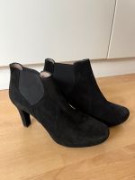 Unisa Wildleder Stiefeletten mit Absatz,Schwarz,Gr. 39,neuwertig Nordrhein-Westfalen - Schloß Holte-Stukenbrock Vorschau