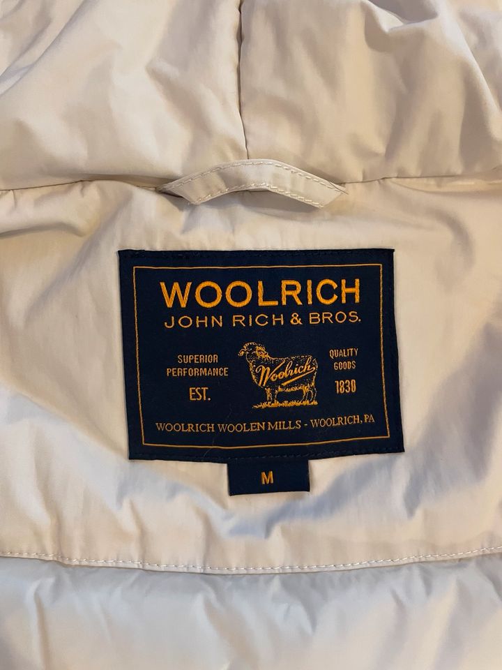 Woolrich Winterjacke Jacke Weiß / Creme – Damen Gr. M TOP-Zustand in Löchgau