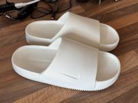 Gr 38 - 38,5 Nike Calm Damen Slides Badelatschen Badeschuhe Düsseldorf - Bilk Vorschau