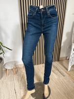 Neue Levis 721 High Rise Skinny Inch W27/L32 Hose Jeans Baden-Württemberg - Rielasingen-Worblingen Vorschau