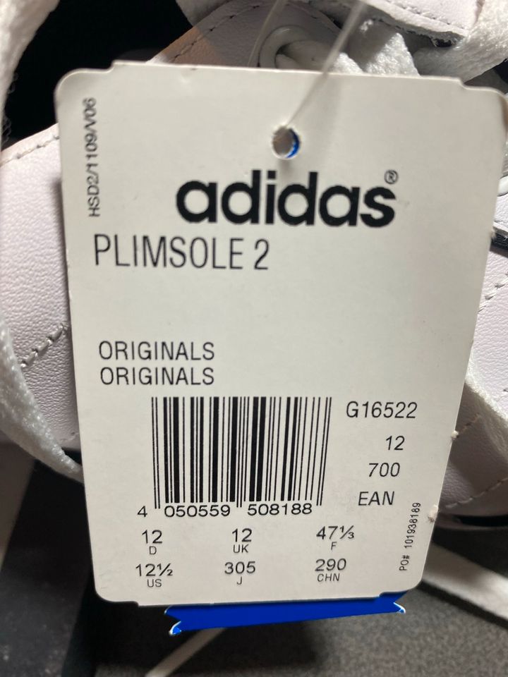 Weiße Adidas Herrenschuhe Gr. 46,5 Plimsole 2 in Duisburg