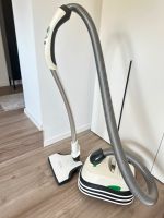 VT300 Vorwerk Staubsauger mit Zubehör Niedersachsen - Wolfsburg Vorschau