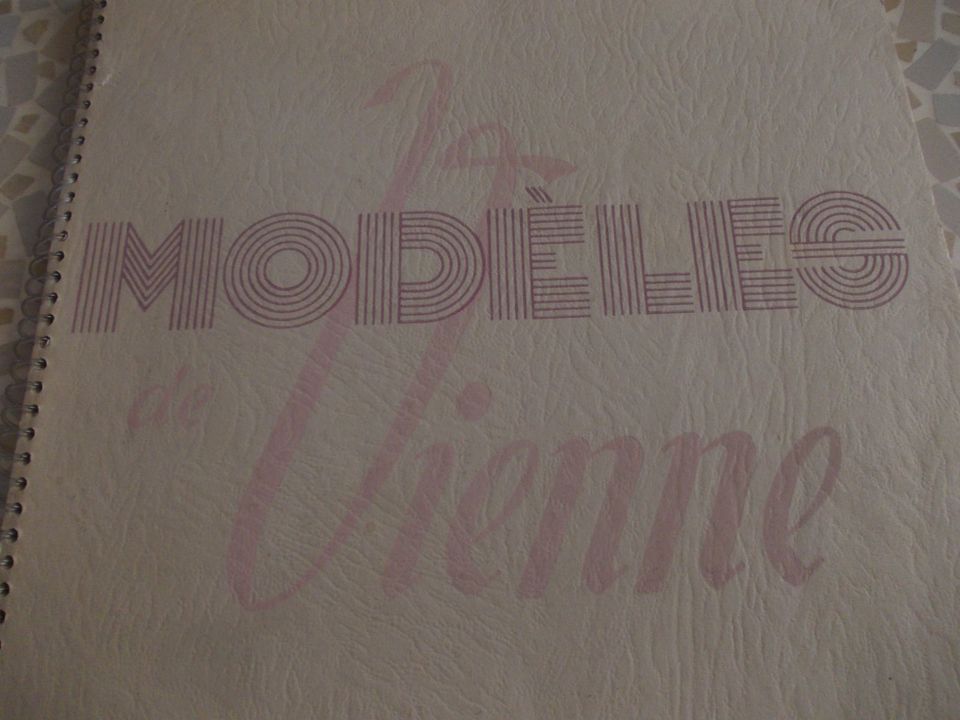 Alter Mode Katalog, Vintage Damenmode, 50er Jahre, Österreich in Hannover