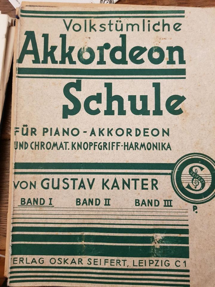 Noten für Schifferklavier / Akkordeon in Berlin
