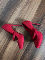 Elegante rote High Heels günstig abzugeben Hessen - Kassel Vorschau