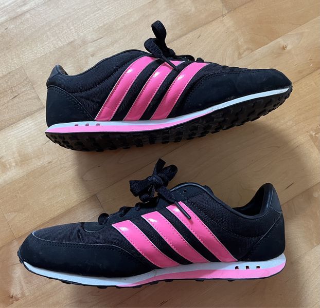 Adidas Neo schwarz pink Gr. 38 TOP° in Wasserburg