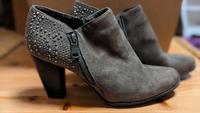 Stiefelette Damen Absatz grau Strass Steine gr. 37 NEU Leipzig - Grünau-Siedlung Vorschau