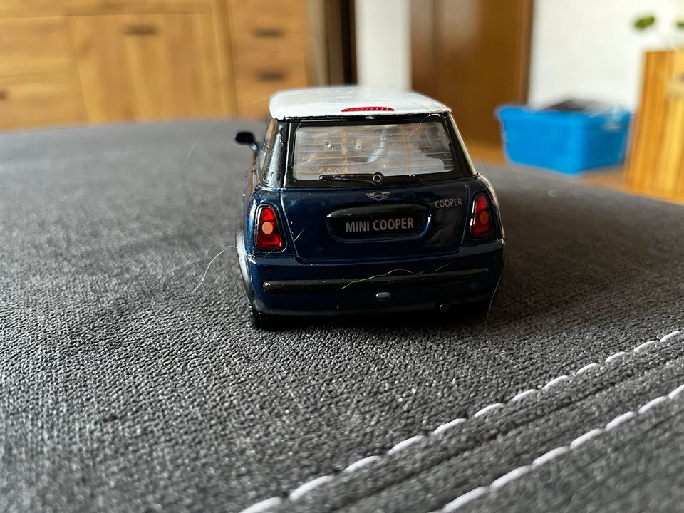 Mini Cooper Modellauto in Kommen