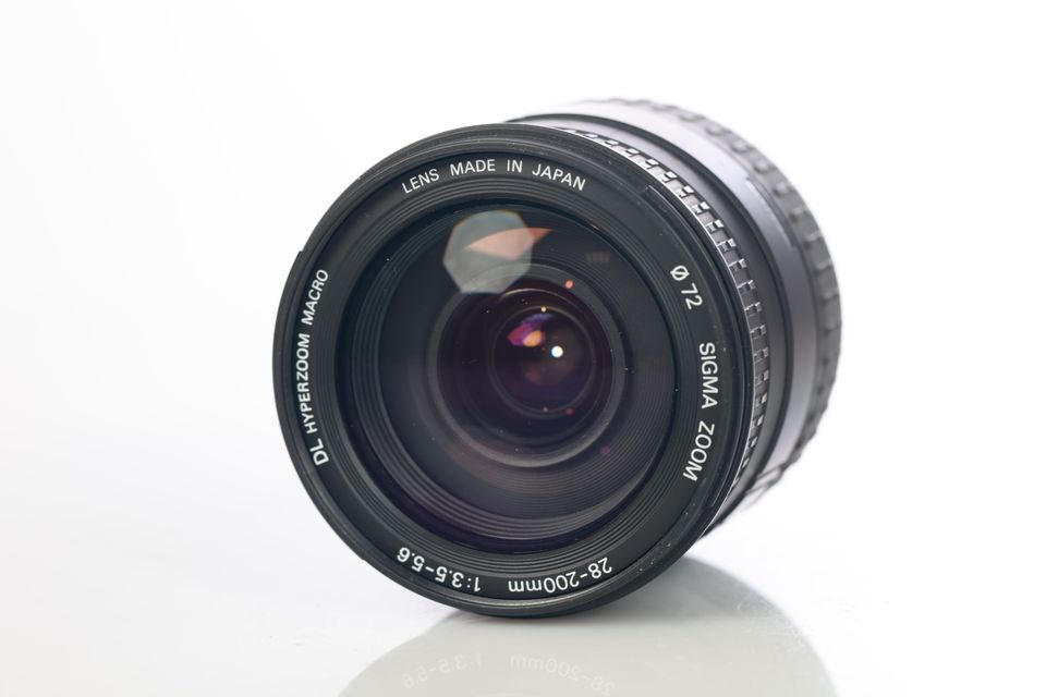 Pentax Sigma Zoom 28-200mm 1:3.5-5.6 hyperzoom macro Objektiv in Bremen