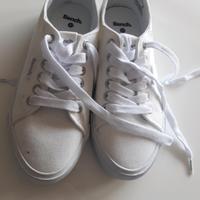 Turnschuhe Hessen - Kelkheim Vorschau