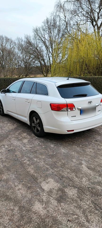 Toyota Avensis in Bad Schmiedeberg