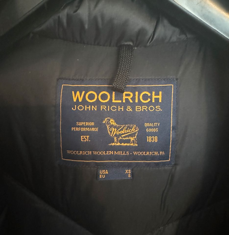 Woolrich Arctic Parka aus Ramar Cloth in Gösse S in Frankfurt am Main