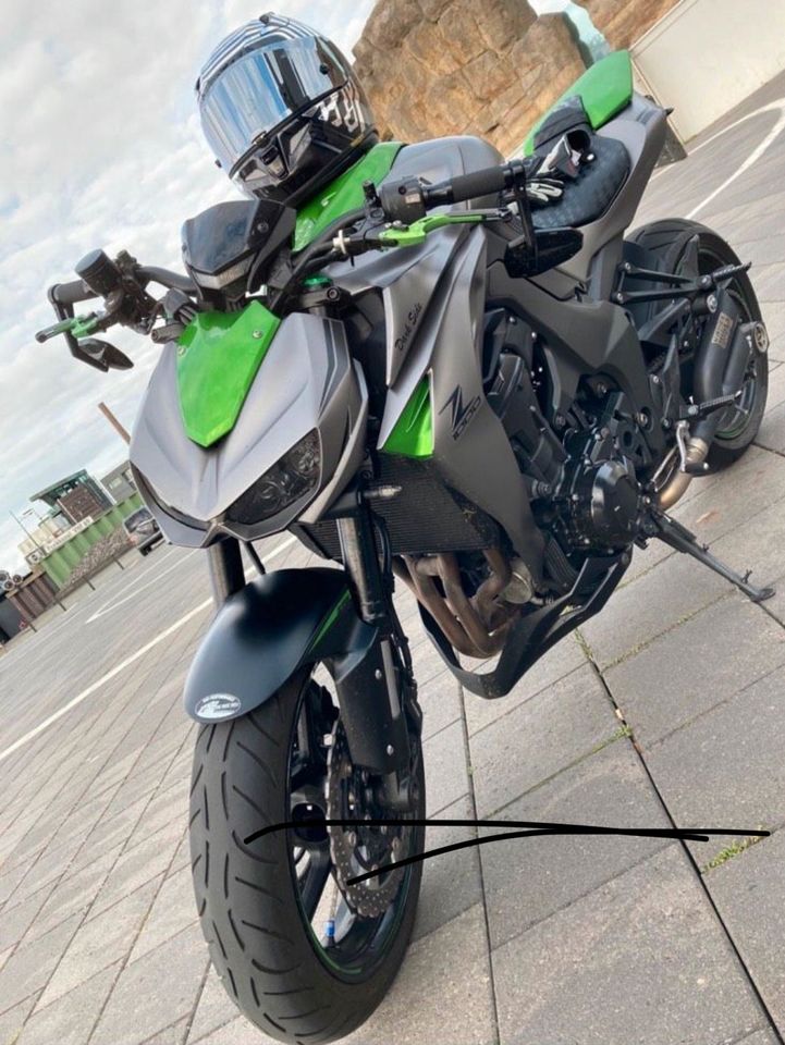 Kawasaki Z1000 ABS in Dorum