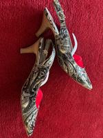 Maripe` Pumps schwarz/weiß. Gr. 41 /neuwertig, NP 159 Euro Hessen - Kelkheim Vorschau