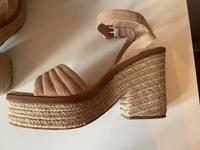 UGG Schuhe, Laynce, Keilabsatz, Sandale, Größe 40 Eimsbüttel - Hamburg Stellingen Vorschau