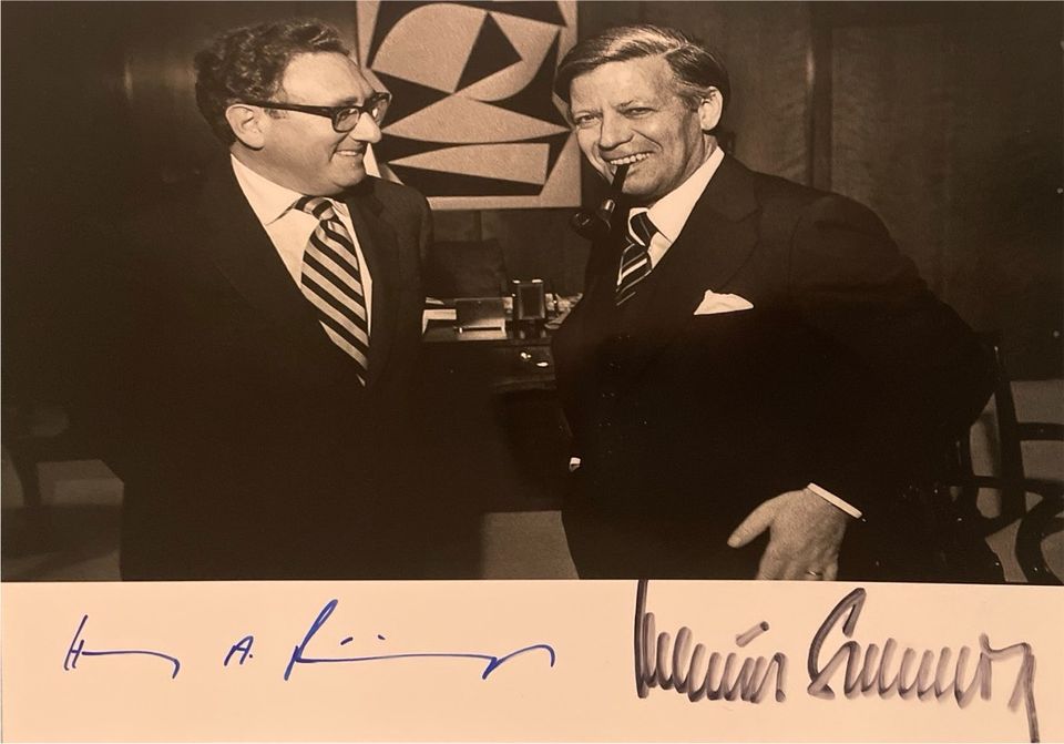 Helmut Schmidt (+2015) & Henry Kissinger (+2023) Orig.  Autogramm in Duisburg