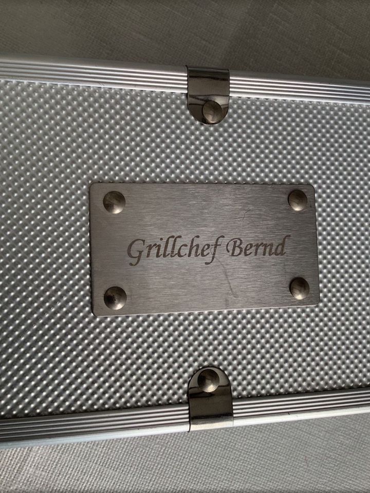 Grillbesteck/Grillkoffer personalisiert❗️NEU❗️ in Fellbach