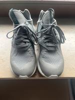 Adidas Tubular grau gr. 37,5 Sportschuhe Schleswig-Holstein - Sankelmark Vorschau