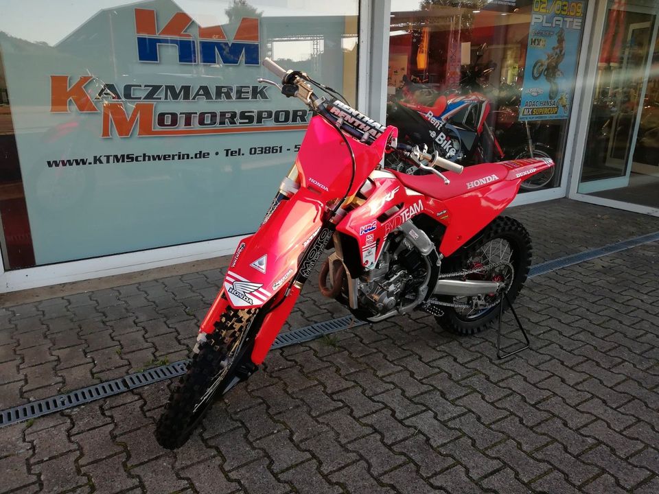 Honda CRF 250 R Lieferung Bundesweit in Plate