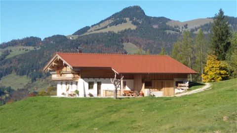 Almhüttenurlaub in traumhafter sonniger Alleinlage in Tirol in Aschau im Chiemgau