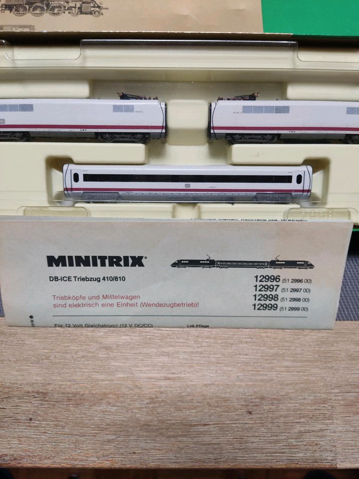 Minitrix 12996 ICE mit einem Mittelwagen in Hamm