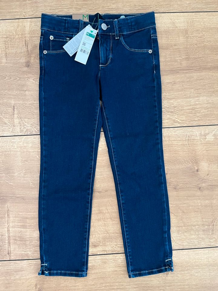 Neu! Jeans für Mädchen von Benetton mit Goldsternen Gr.M in Meckenheim