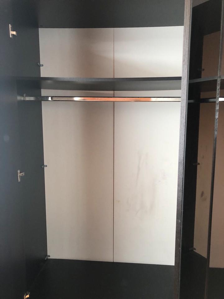 Möbel Schlafzimmer Bett Doppelbett Schrank Kleiderschrank in Bielefeld